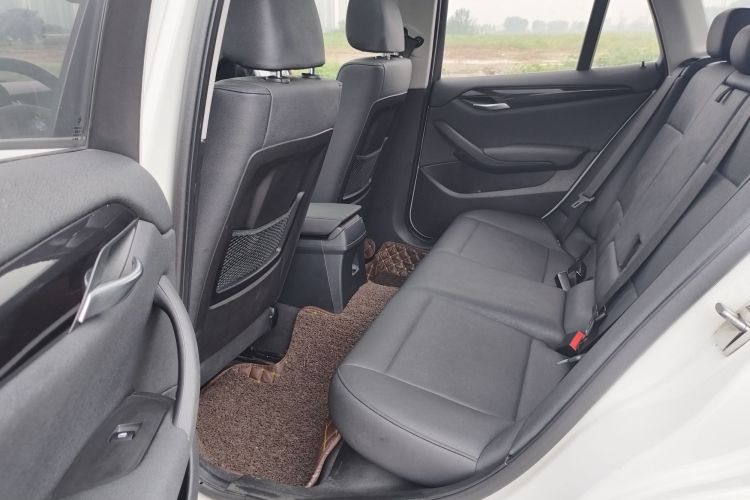 宝马X1 2015款 sDrive18i 领先晋级版中控内饰7001