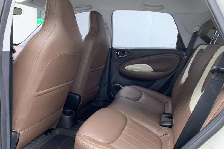 五菱汽车 五菱缤果 2024款 333km 悦享款中控内饰7004