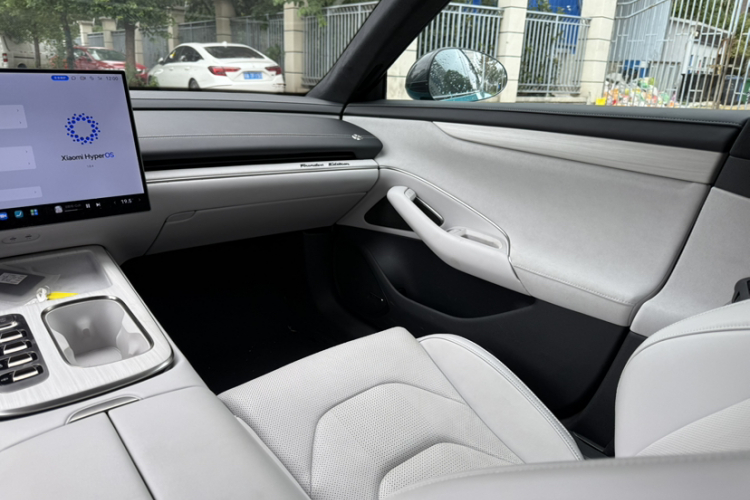 小米汽车 小米SU7 2024款 四驱Max创始版中控内饰7005
