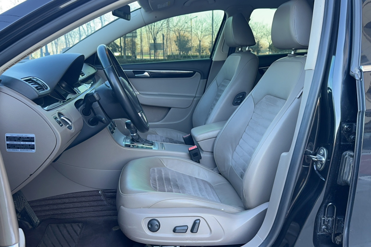 大众 迈腾 2013款 1.8TSI 豪华型局部细节19