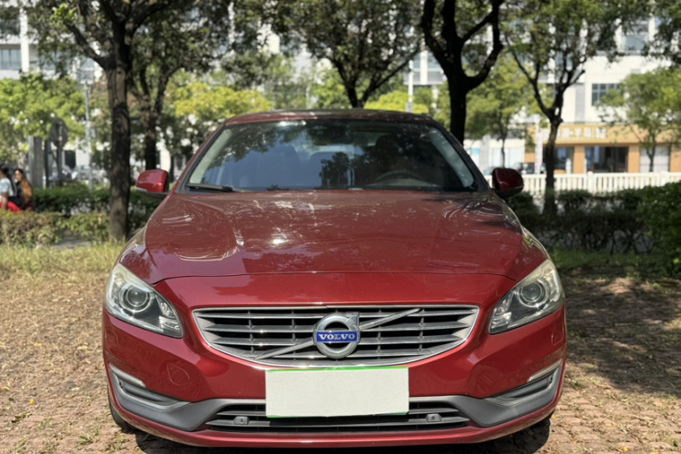 沃尔沃S60 2014款 S60L T5 智驭版车身外观6004