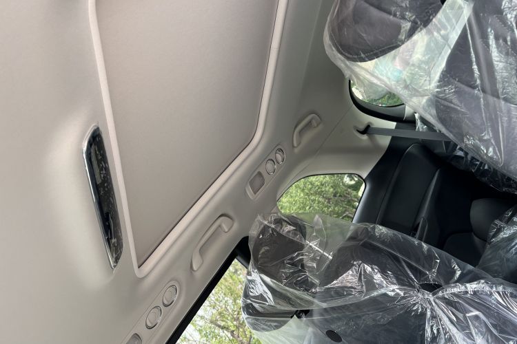 本田 艾力绅 2024款 2.0L e:HEV 豪华版中控内饰7010