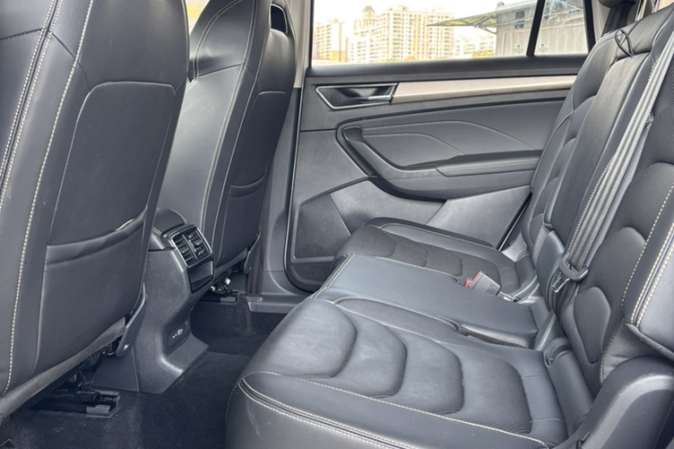 斯柯达 柯迪亚克 2022款 改款 TSI330 7座两驱奢享版中控内饰7004