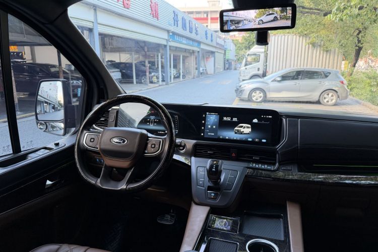 钧天黑武士Youth 2025款 2.0T 汽油巅峰版中控内饰7009