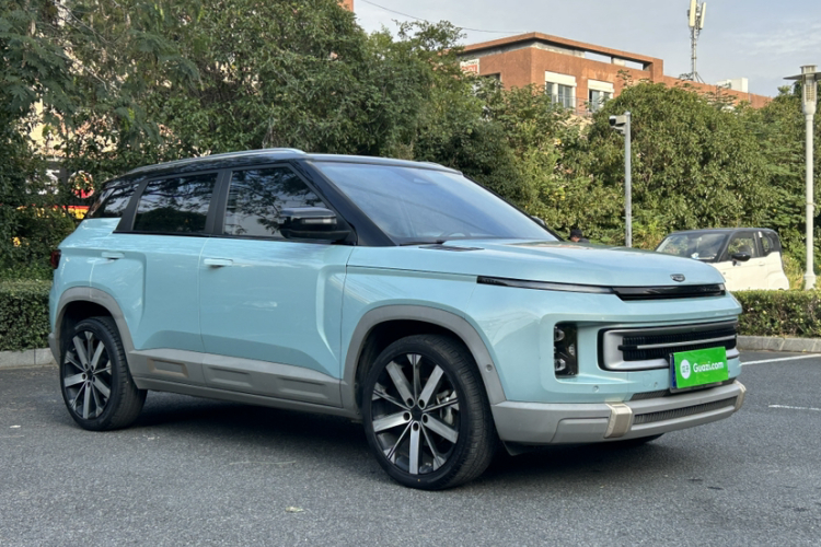 吉利汽车 吉利icon 2023款 1.5TD 巧克力醇臻版车身外观6001