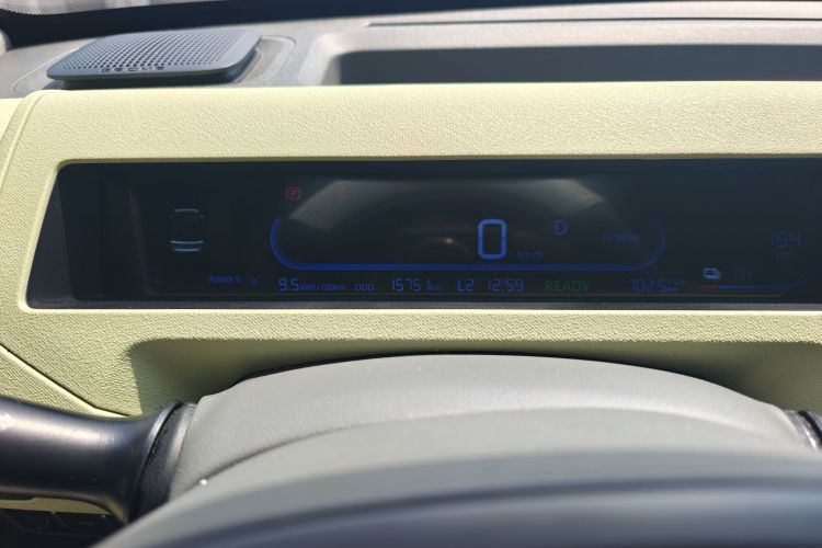 吉利汽车 2023款 熊猫mini 200km 耐力熊中控内饰7008