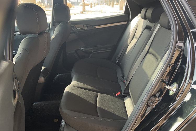 本田 思域 2021款 HATCHBACK 220TURBO CVT潮酷控中控内饰7003