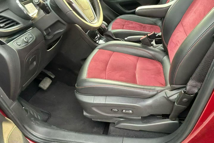 别克 昂科拉 2018款 18T 自动两驱都市精英型车身外观6001