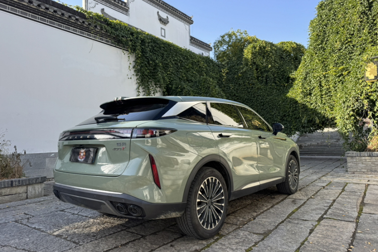 星途瑶光 2023款 400T 两驱优享版车身外观6006