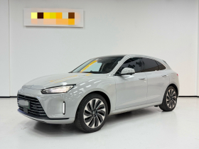 鸿蒙智行 问界M5 2022款 增程后驱标准版