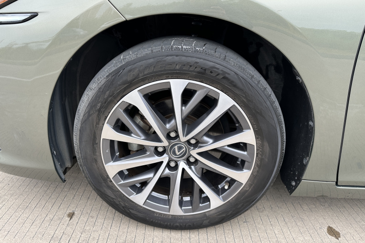 雷克萨斯ES 2021款 200 卓越版车身外观6009