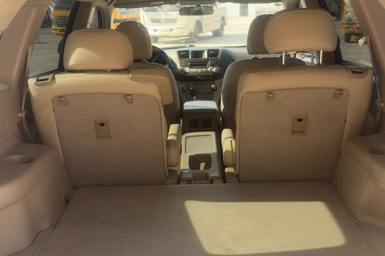 丰田 汉兰达 2009款 2.7L 两驱5座精英版局部细节23