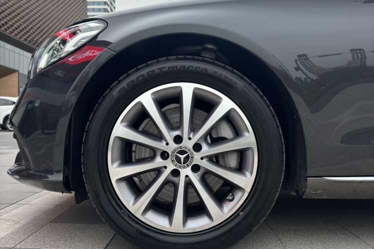 奔驰C级 2020款 改款 C 260 L车身外观6006