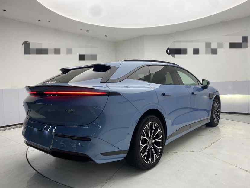 极氪007GT 2025款 四驱智驾版 75kWh(5)