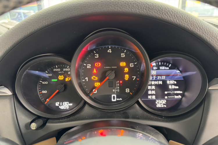 保时捷 2017款  Macan 2.0T中控内饰15