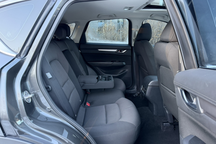 马自达CX-5 2020款 改款 2.0L 自动两驱智慧型局部细节9009