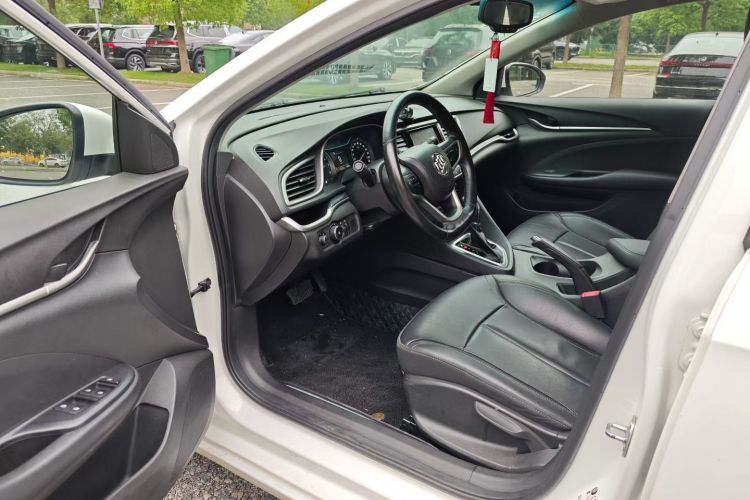 别克 英朗 2019款 18T 自动互联精英型 国VI中控内饰7002