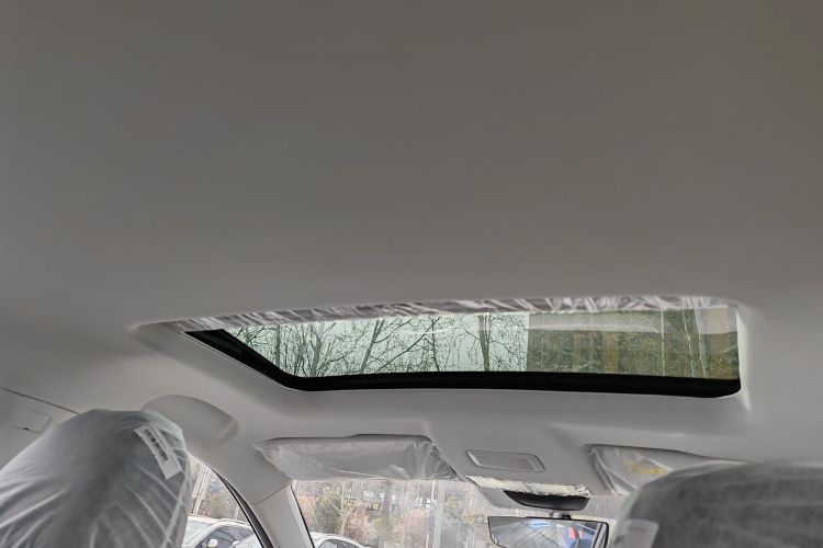 荣威i5 2023款 1.5L CVT豪华版中控内饰7005