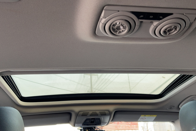 宝马3系 2018款 320Li xDrive 时尚型局部细节9001