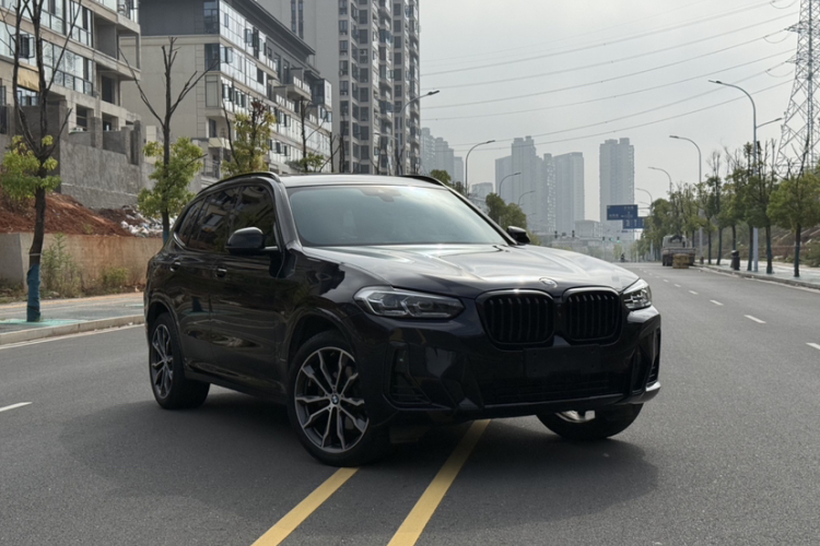 宝马X3 2023款 改款 xDrive30i 领先型 M曜夜套装车身外观6002