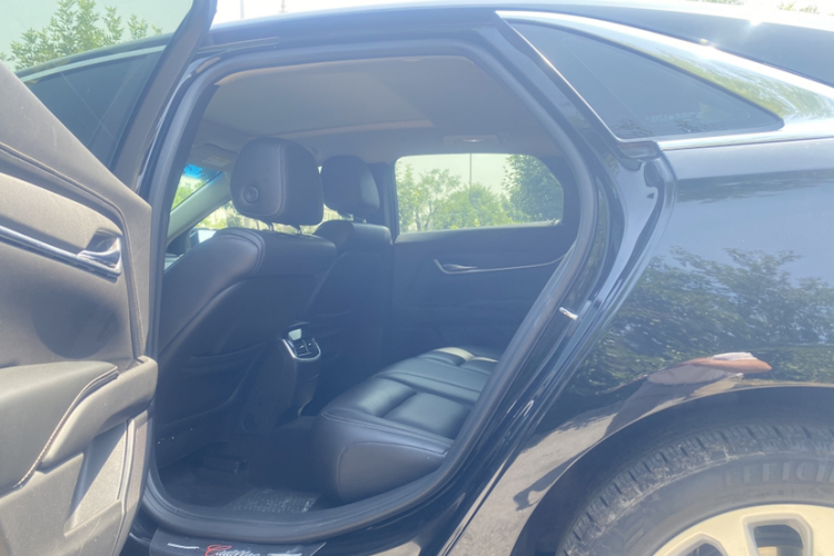 凯迪拉克XTS 2018款 28T 技术型中控内饰7004