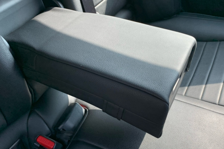 雷克萨斯IS 2017款 300 锋尚版中控内饰7014