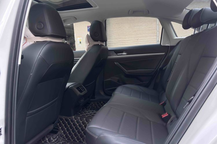 大众 朗逸 2022款 1.5L 自动舒适版中控内饰7002