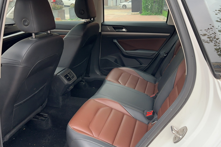 大众 朗逸 2021款 280TSI DSG豪华版中控内饰7002