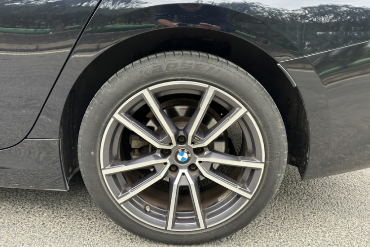 宝马3系 2021款 改款 320Li M运动套装车身外观6010