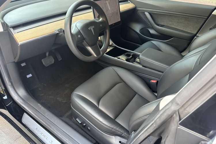 特斯拉 Model 3 2020款 改款 标准续航后驱升级版中控内饰7001