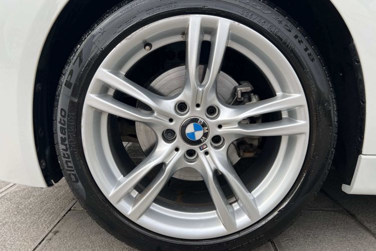 宝马3系 2018款 320Li 领先型M运动套装车身外观6008