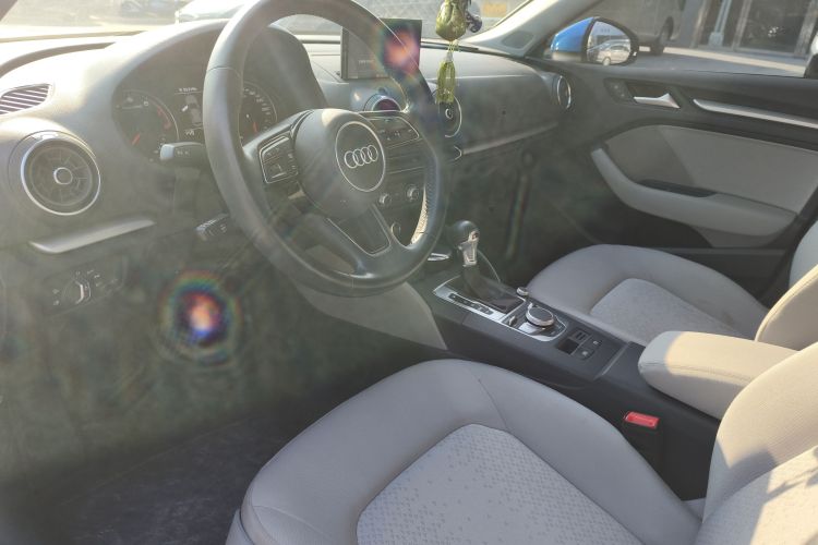 奥迪A3 2020款 Sportback 35 TFSI 进取型 国VI中控内饰7006