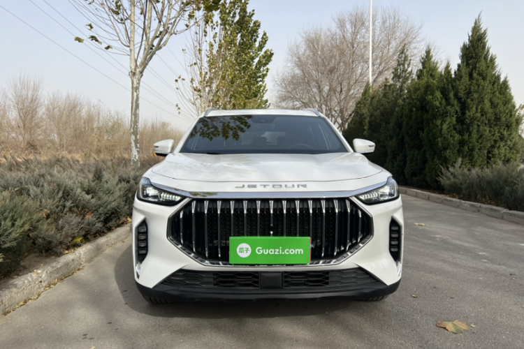 捷途X70 PLUS 2024款 冠军版 1.5T DCT冠军PRO 5座车身外观6007