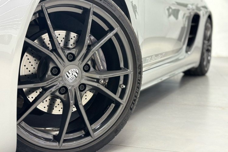 保时捷718 2022款 Boxster T 2.0T车身外观6006