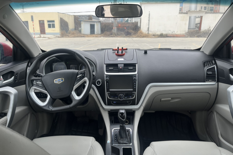 吉利汽车 帝豪 2016款 三厢 1.5L CVT豪华型中控内饰7003