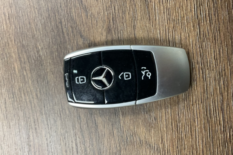 奔驰GLE 2022款 改款 GLE 350 4MATIC 轿跑SUV 时尚型中控内饰7015