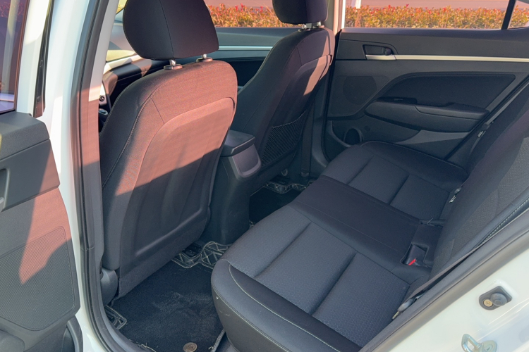 现代 领动 2016款 1.6L 自动智炫·精英型中控内饰7004