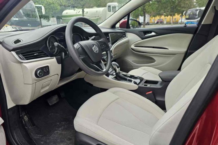 别克 威朗 2020款 15T 自动进取型中控内饰7002