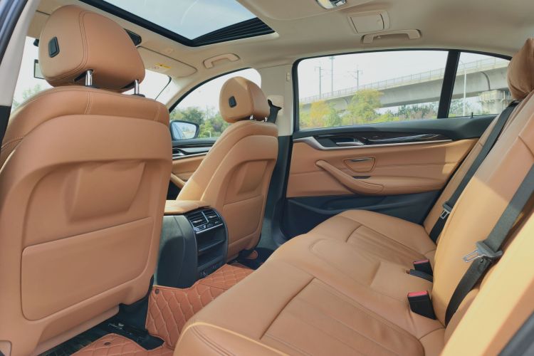 宝马5系 2018款 528Li 上市特别版中控内饰7003