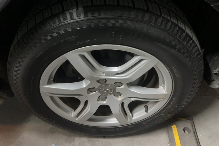 奥迪Q5 2011款 2.0TFSI 技术型车身外观6003