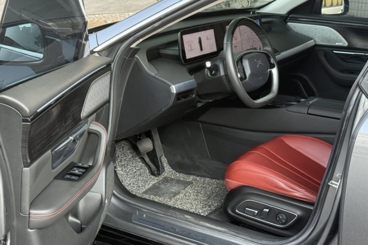 小鹏P7 2022款 480E+中控内饰7004