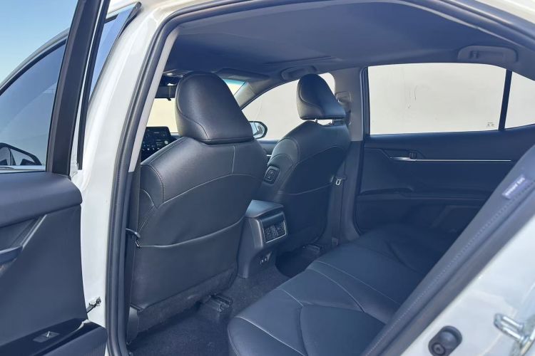 丰田 凯美瑞 2021款 2.0G 豪华版中控内饰7006