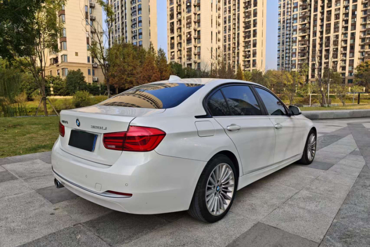 宝马3系 2018款 320Li 时尚型车身外观6004