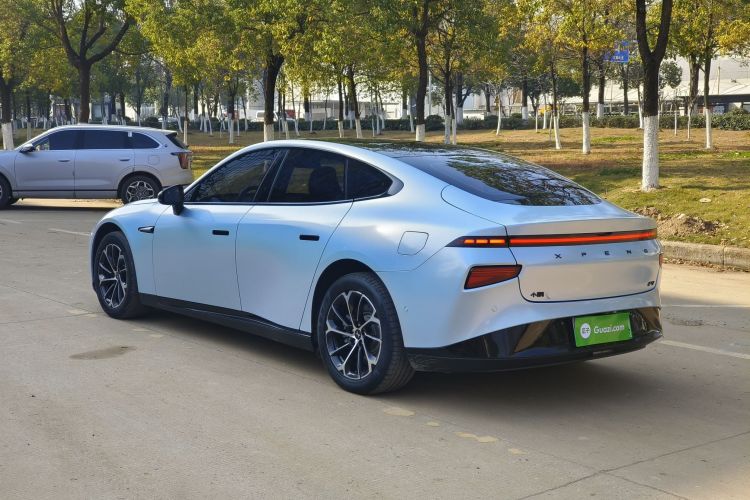 小鹏P7 2021款 480N车身外观6004