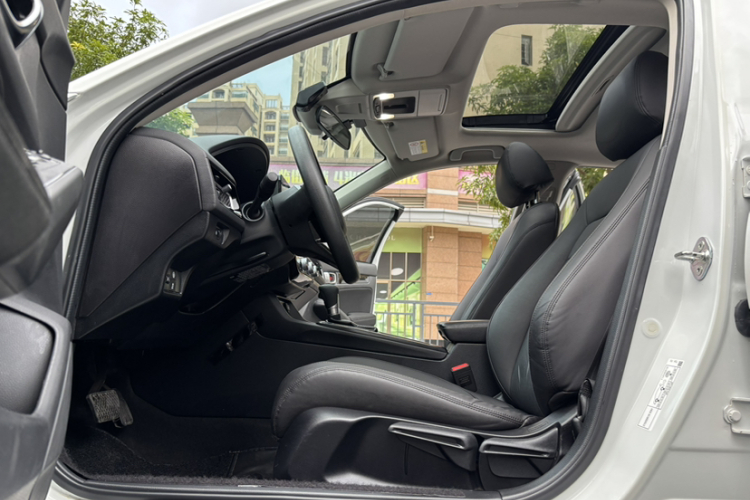 本田 型格 2022款 240TURBO CVT科技版中控内饰7002