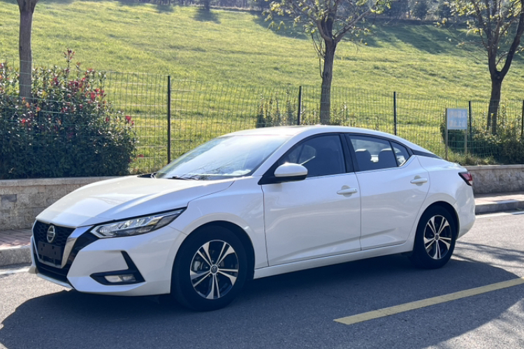 日产 轩逸 2021款 1.6L XL CVT悦享版车身外观1