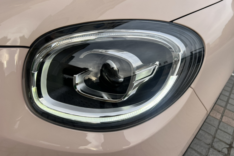 零跑汽车 零跑T03 2021款 400豪华Pro版车身外观6002