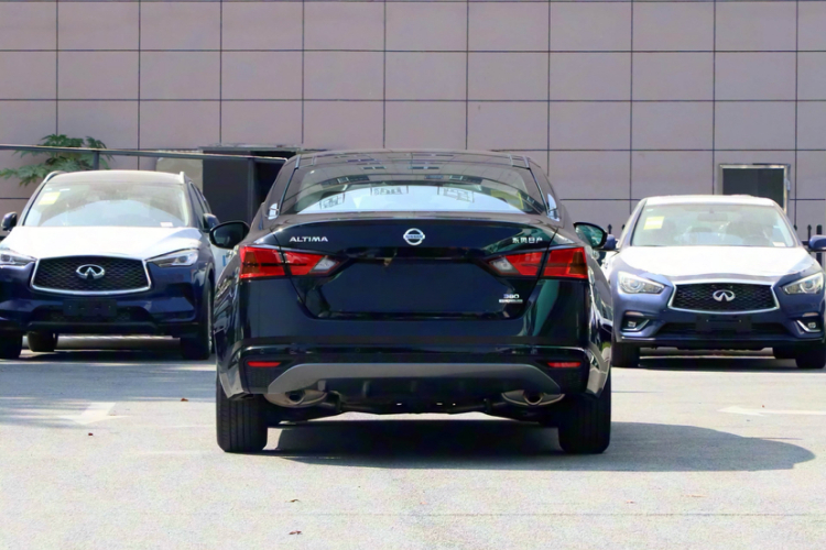 日产 天籁 2021款 2.0L XL Upper AD1 智行领航版车身外观6003