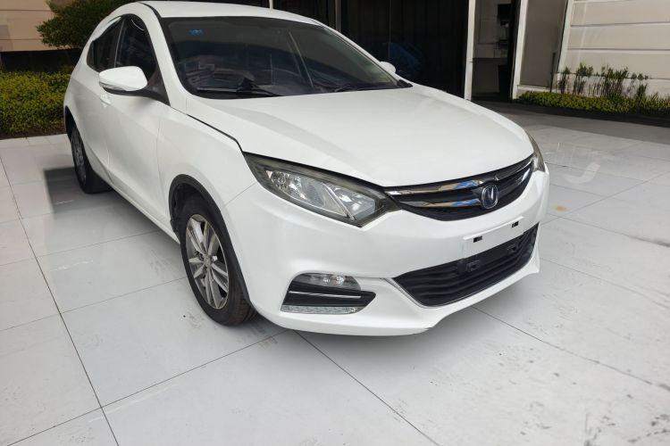 长安 逸动 2016款 XT 1.6L 自动俊酷型车身外观6003