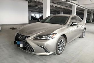 雷克萨斯ES 2023款 200 卓越版